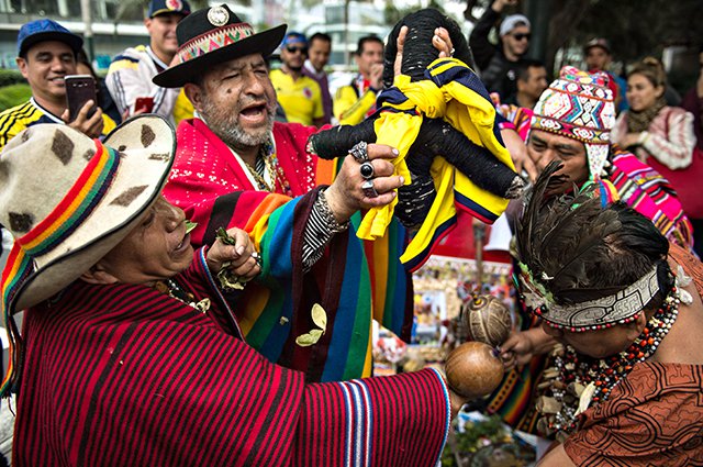 Peruvian witchcraft in full gear
