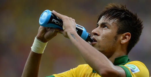 Neymar Drinking Water