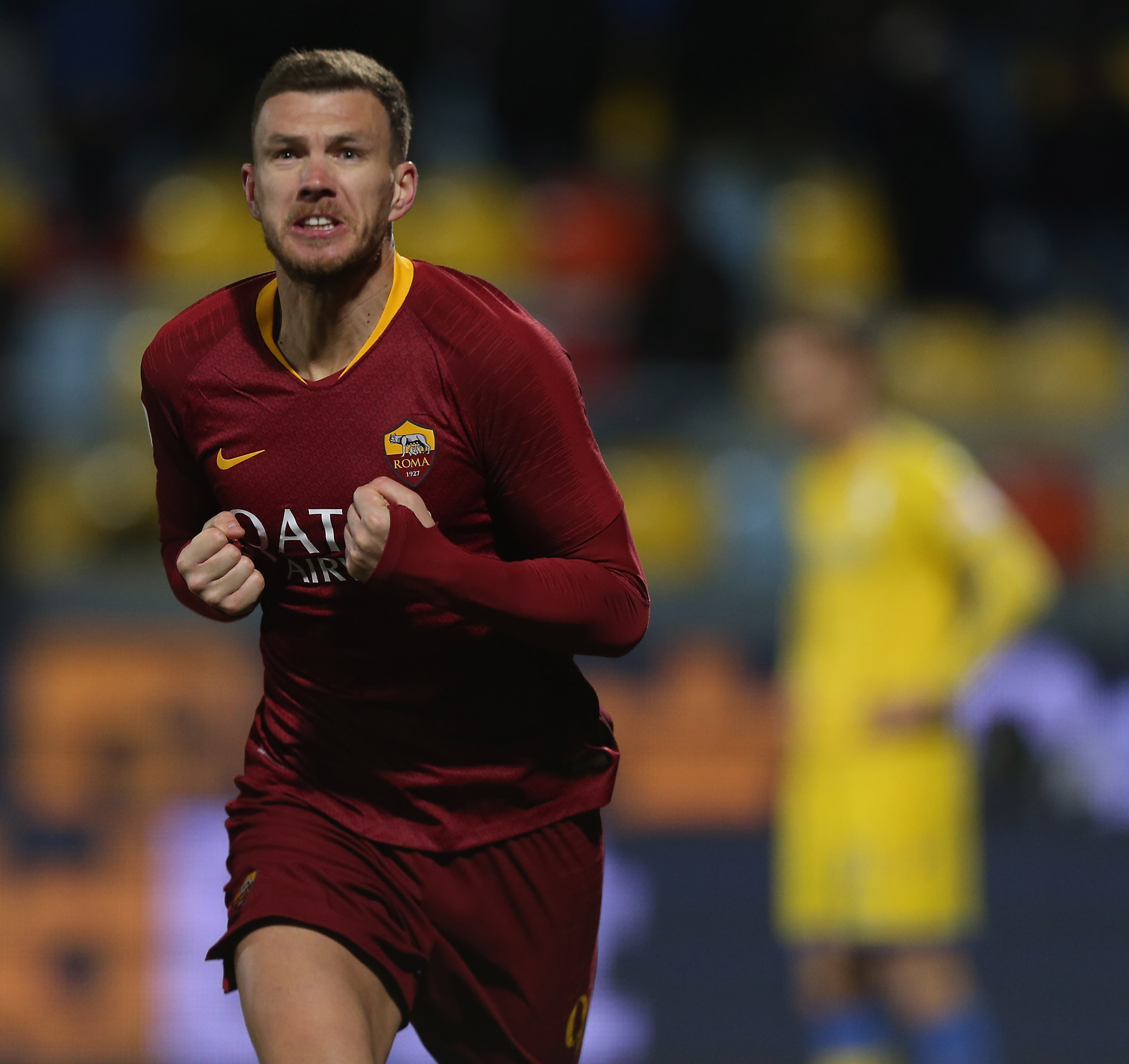 Edin Dzeko Goal Vs Frosinone Late Winner Scored With Crotch