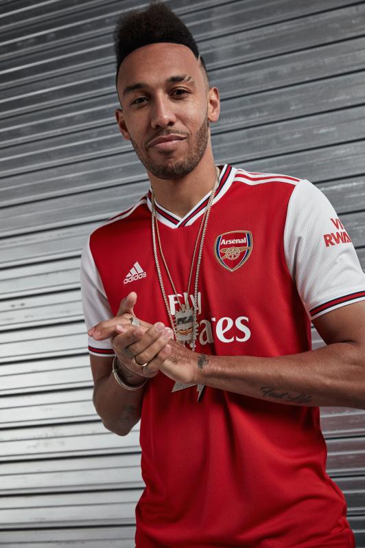 Arsenal 2019-20 home jersey