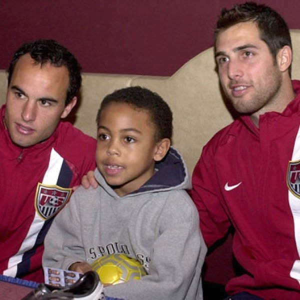 Weston McKennie with Landon Donovan and Carlos Bocanegra