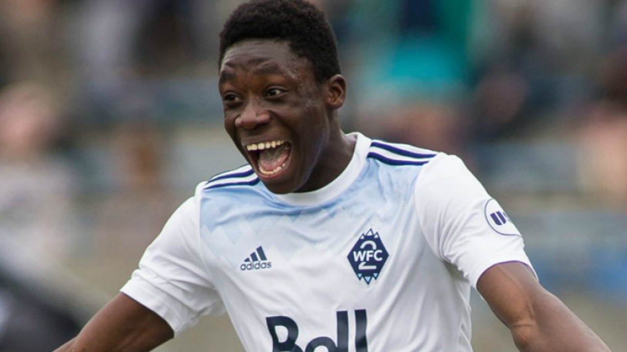 Four or five' Premier League clubs rejected Alphonso Davies - now he's  worth £100m!