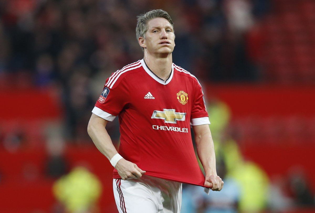 Bastian Schweinsteiger Says He's Ready To Play For Manchester United