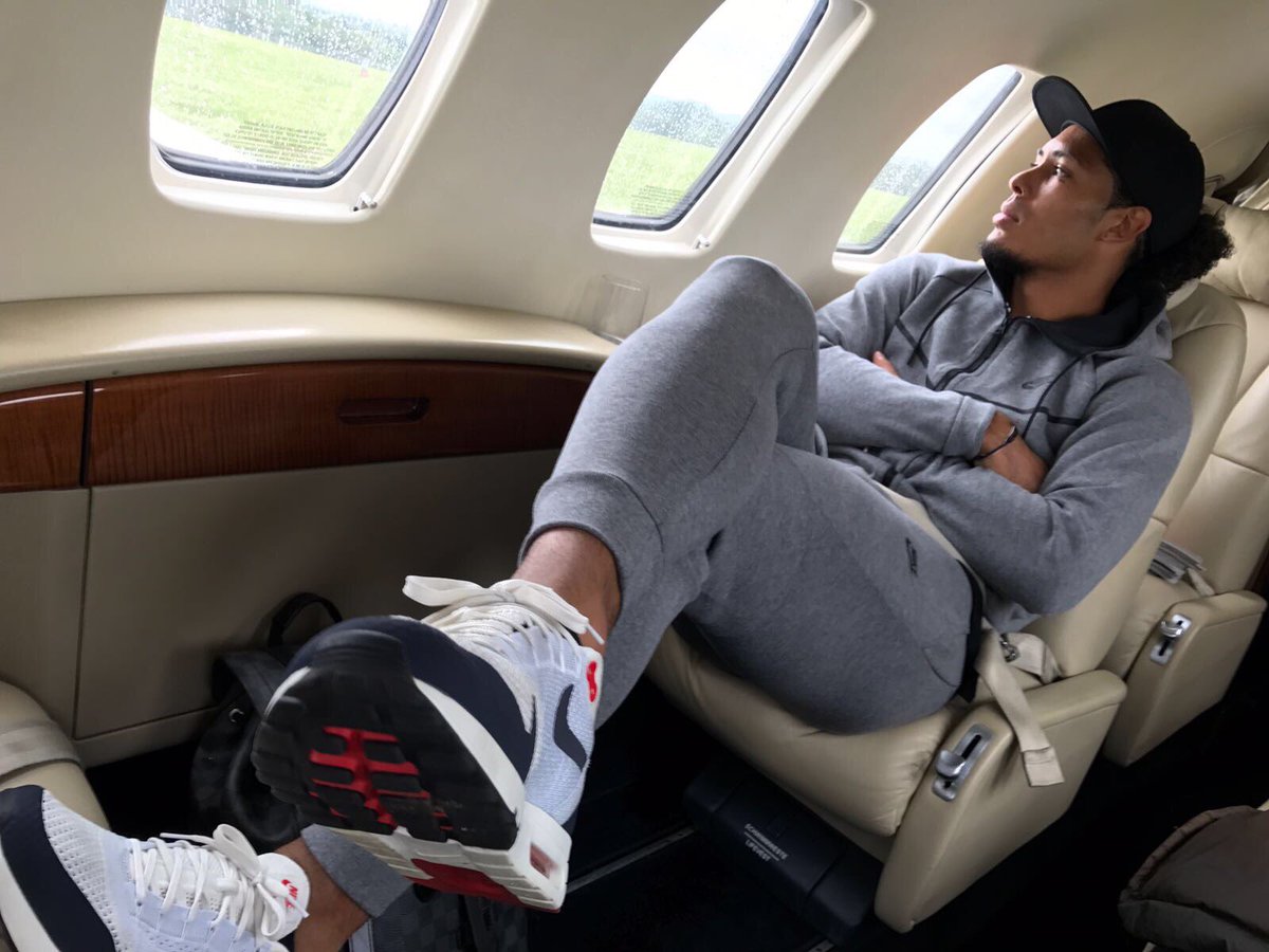 virgil van dijk nike shoes