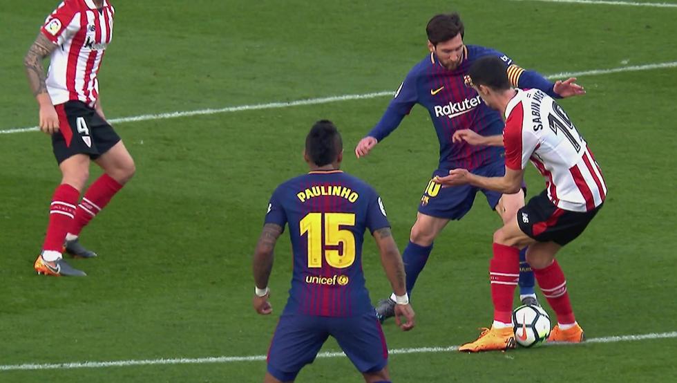 The Best Nutmegs Ever, Featuring Lionel Messi And Cristiano Ronaldo