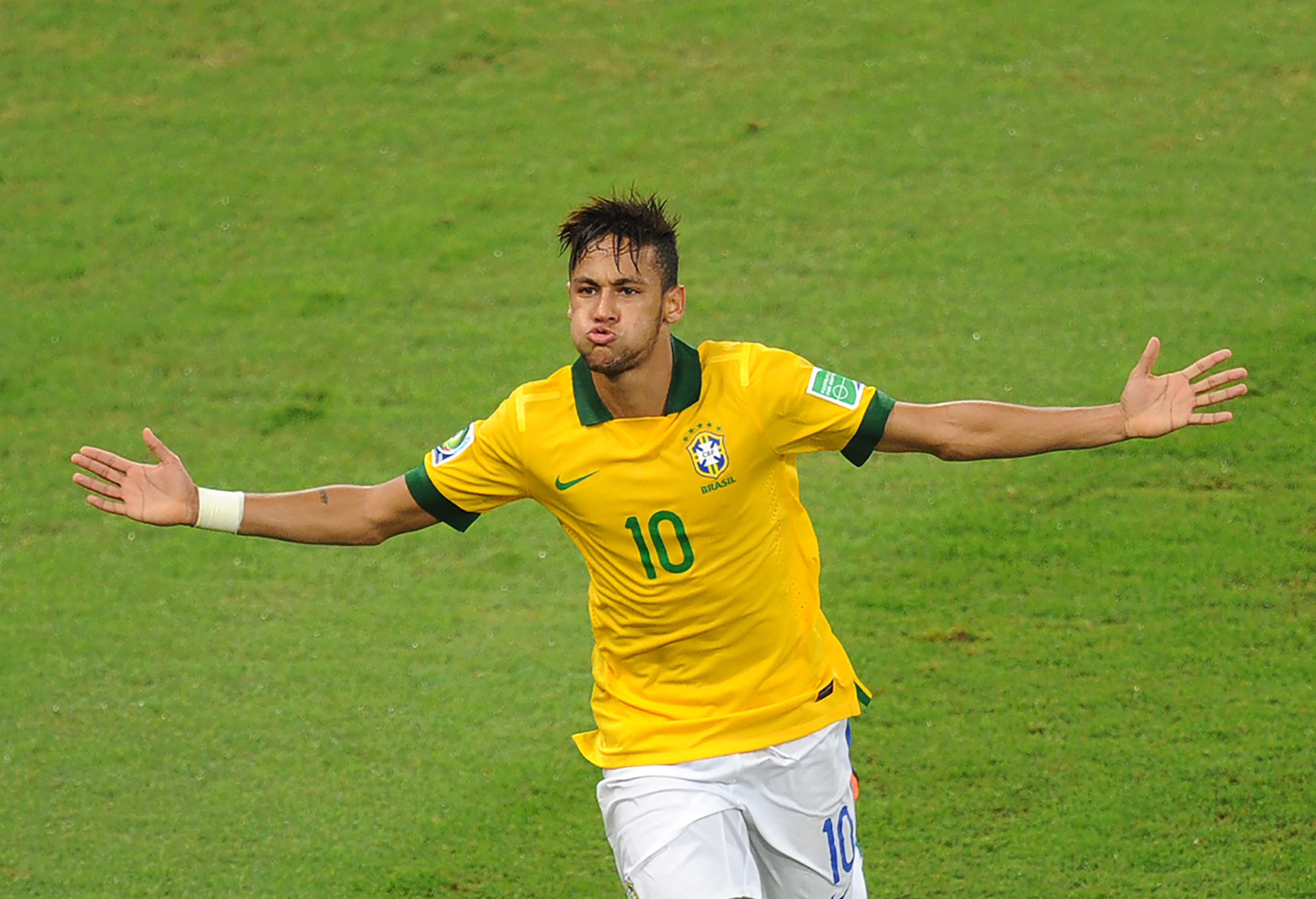 Top 10 Brazilian Soccer Players