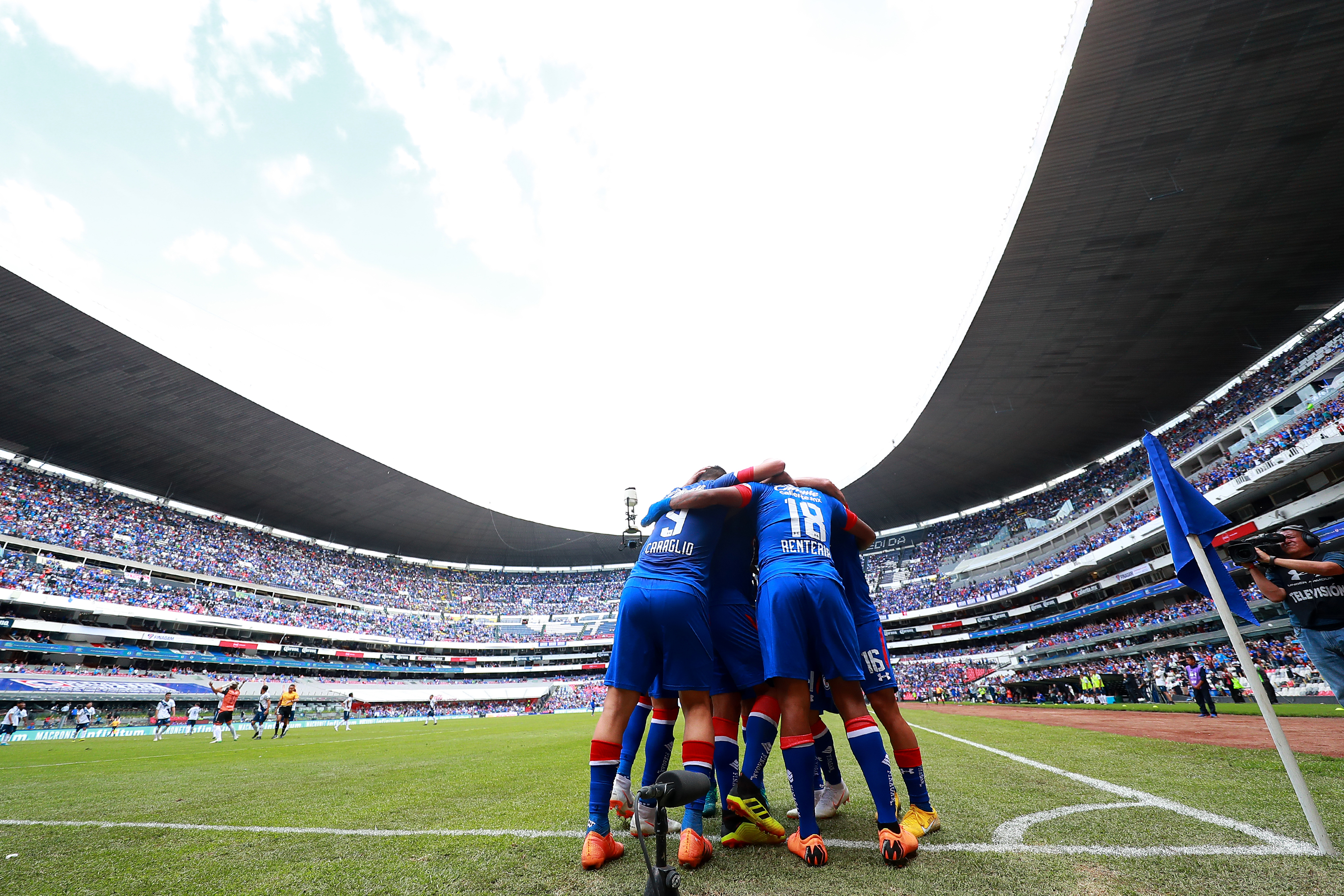 cruz azul gear