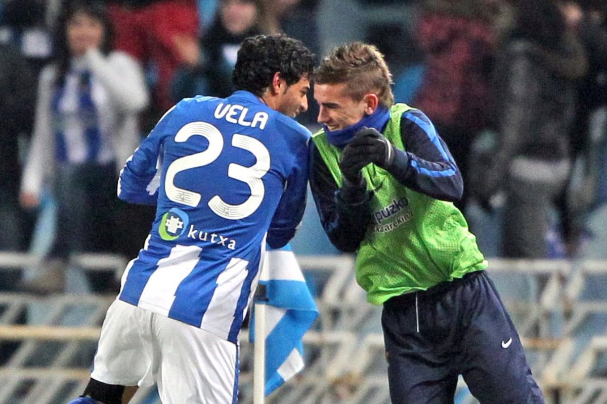 Antoine griezmann and carlos vela