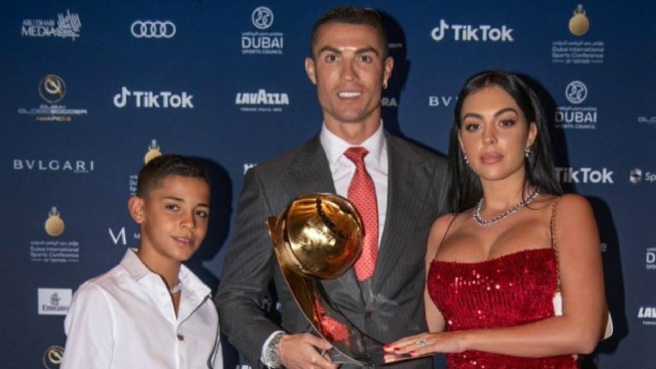 Ronaldo Uses Player Of The Century Speech To Warn Son Over Dangers Of