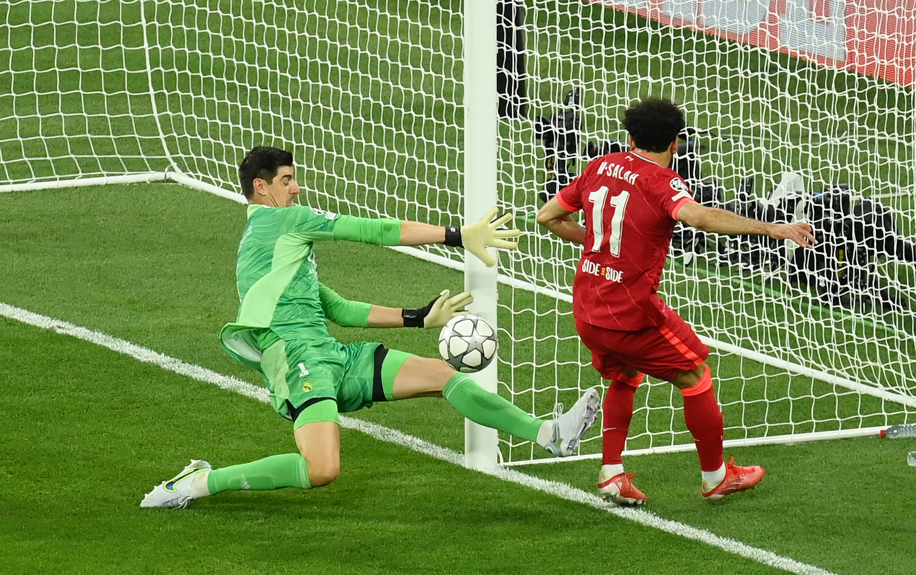 Unreal Courtois Saves Vs Liverpool Lead Real Madrid To UCL Glory