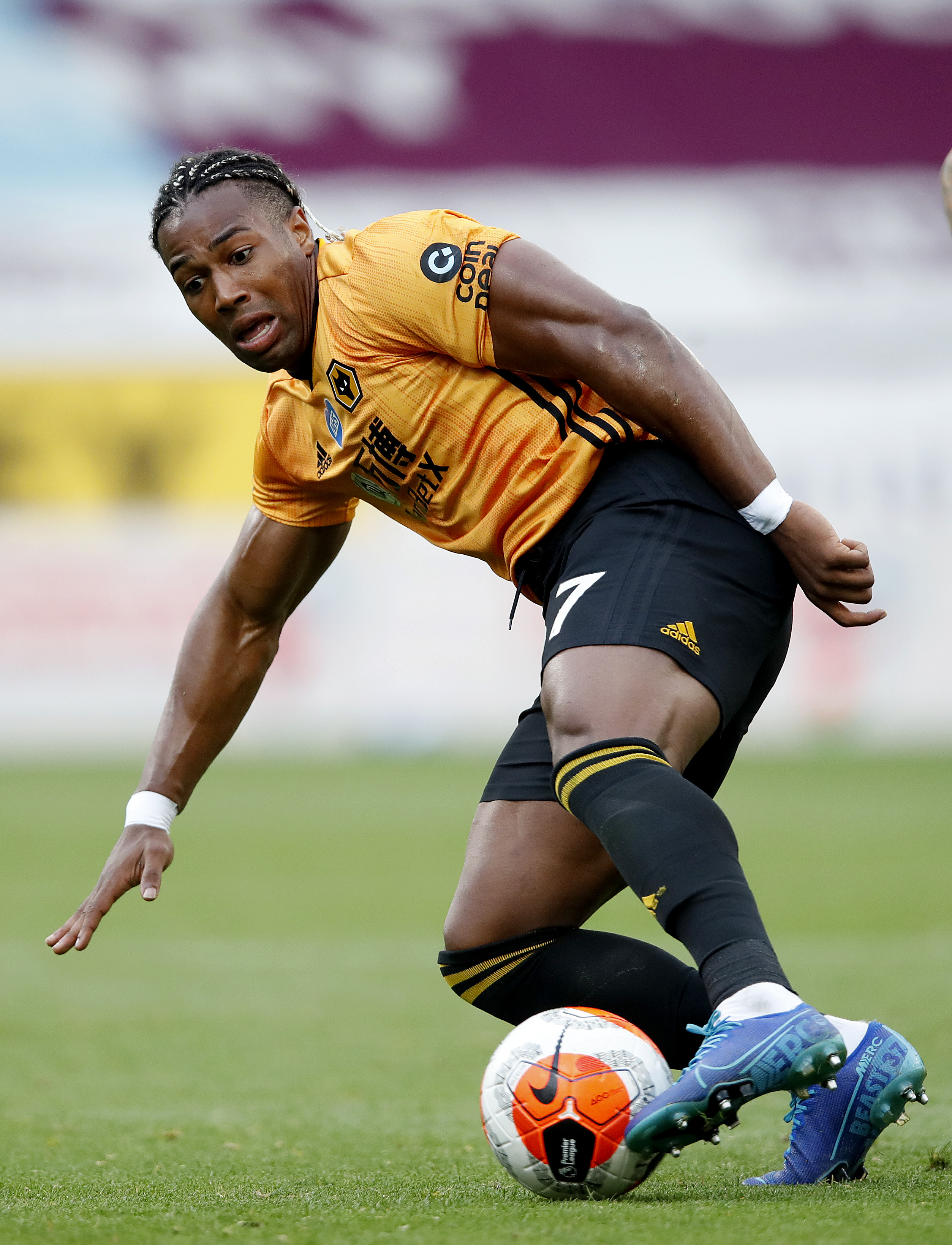 Oiled Up With Adama Traoré The Secret To The Wolves Winger S Success
