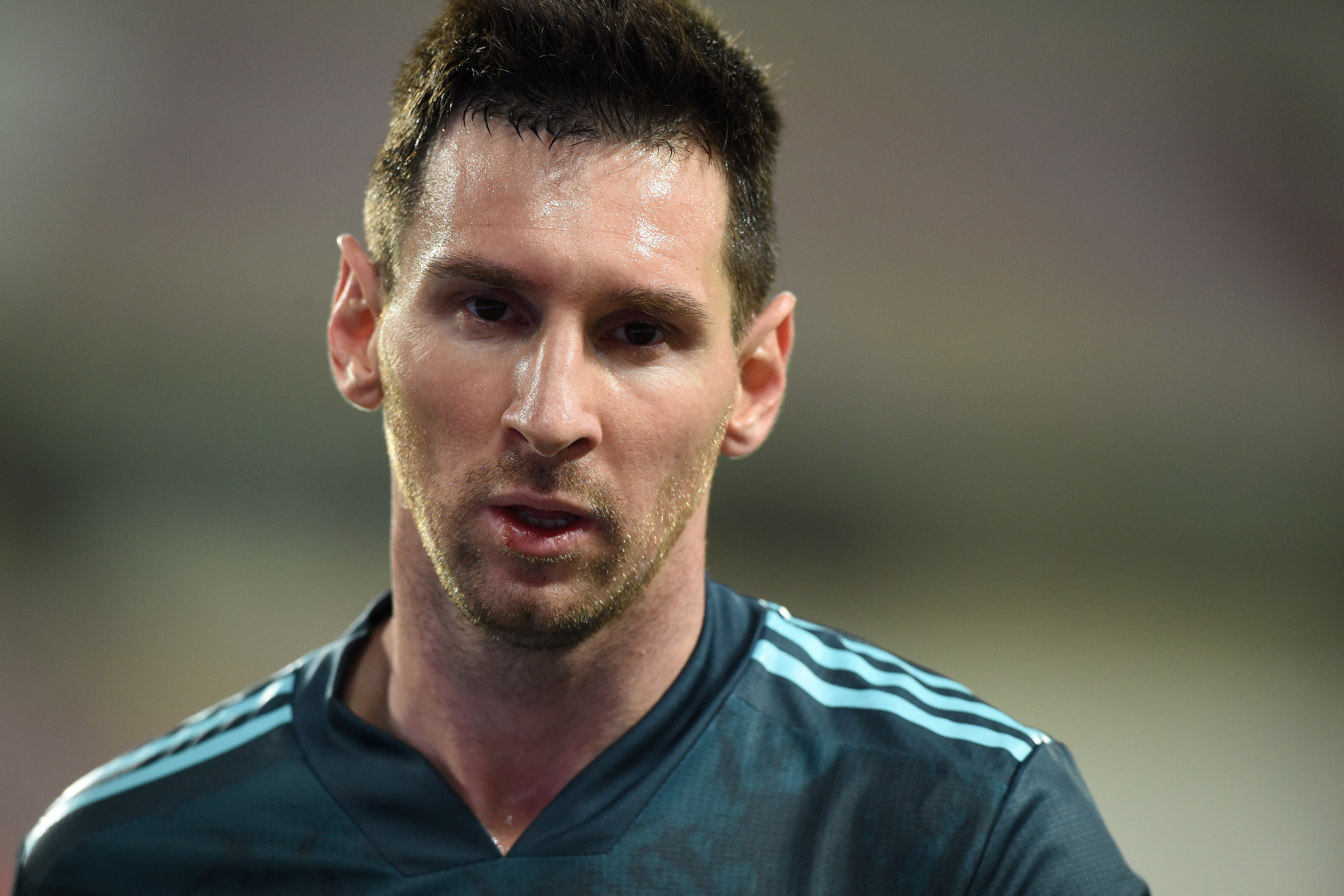 Messi tired of being blamed for Barcelona's problems