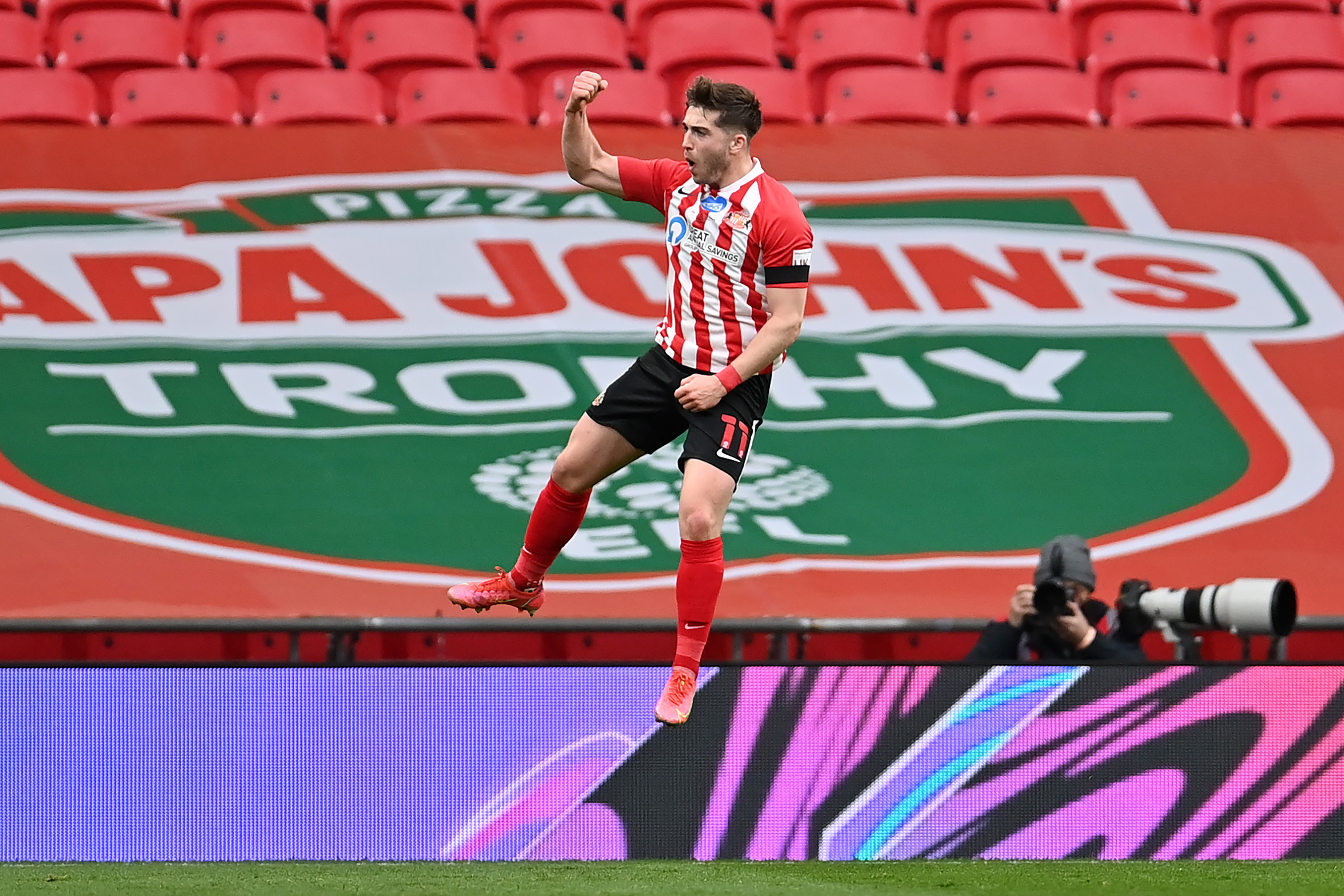 Lynden Gooch Scores Game Winner At Wembley In EFL Trophy Final