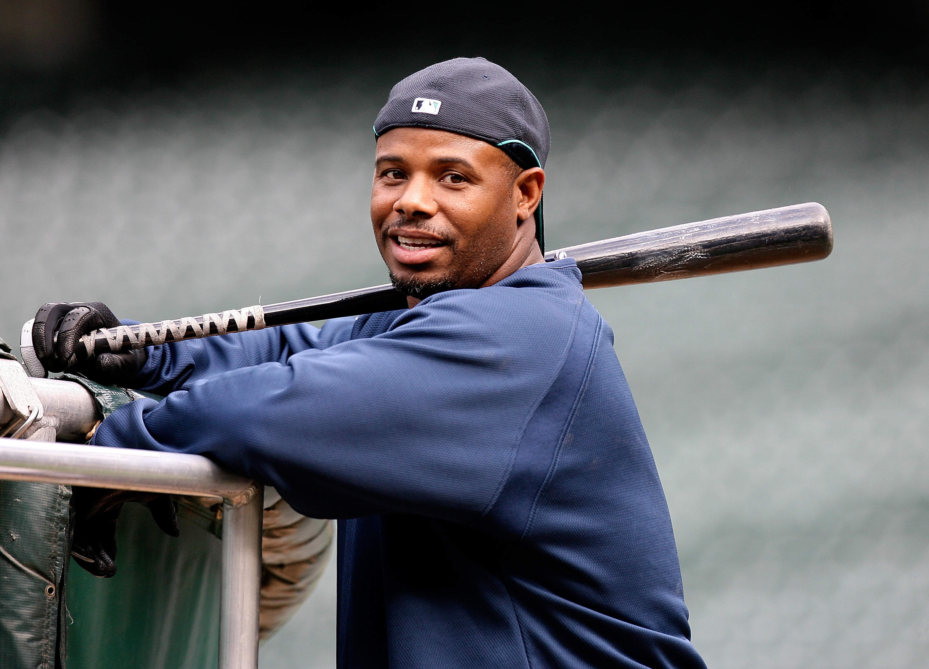 Seattle Mariners icon Ken Griffey Jr. joins Seattle Sounders ownership  group
