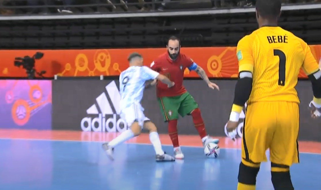 Punch To The Guts Decides Futsal World Cup Final Between Portugal-Argentina