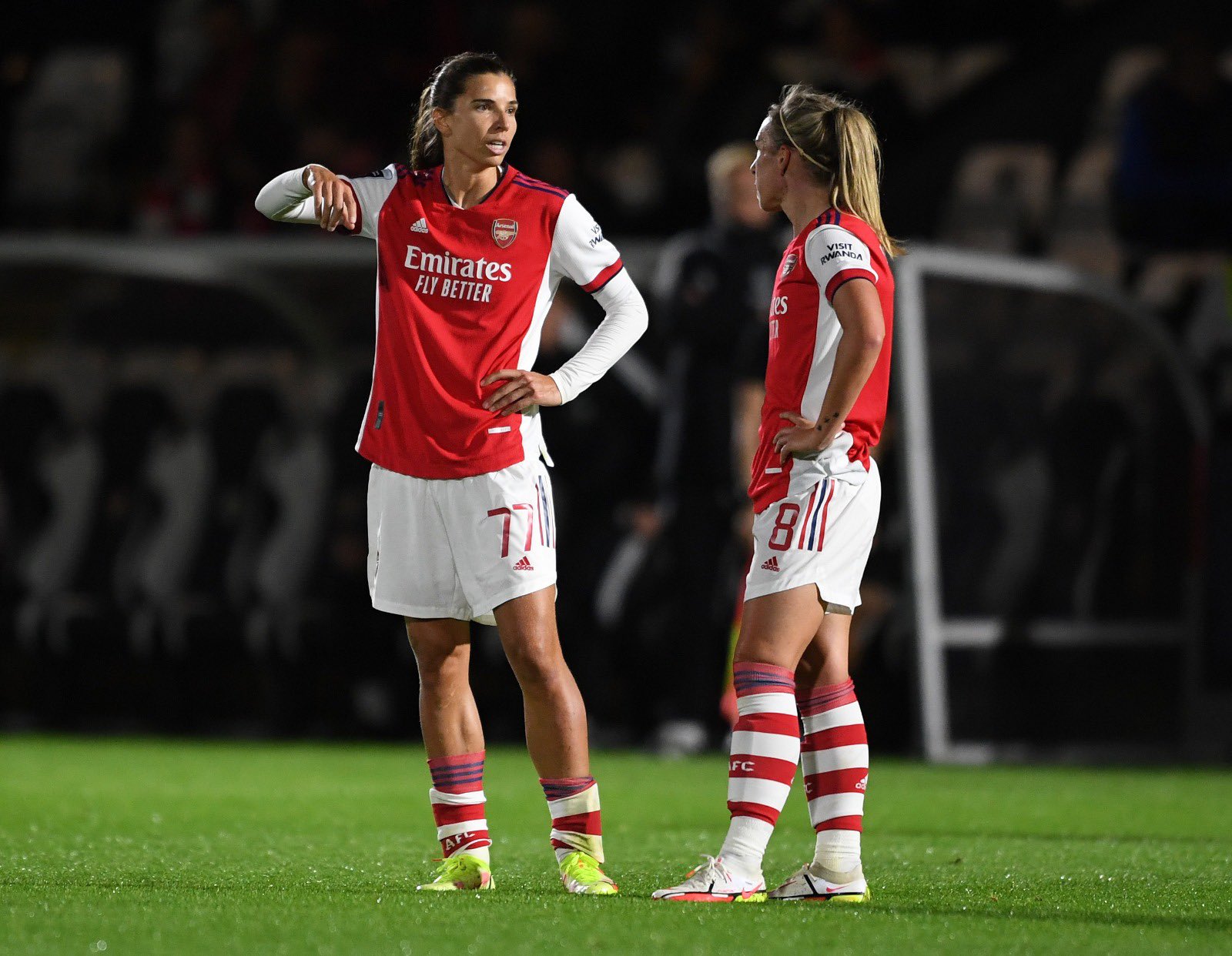 Arsenal Midfielder Jordan Nobbs Calls Dachshunds WHAT 