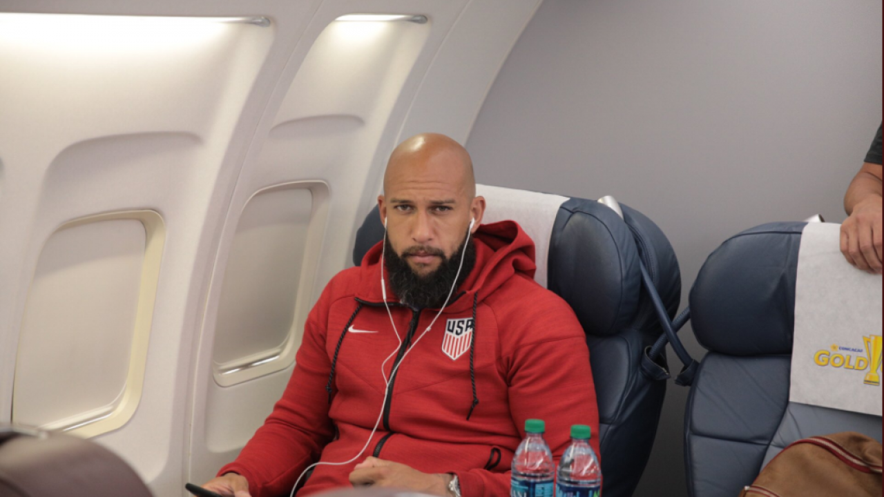 Tim Howard on USA Gold Cup Plane