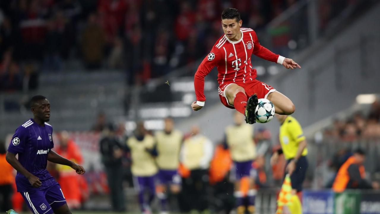 James Rodriguez High Jump Bayern Munich 