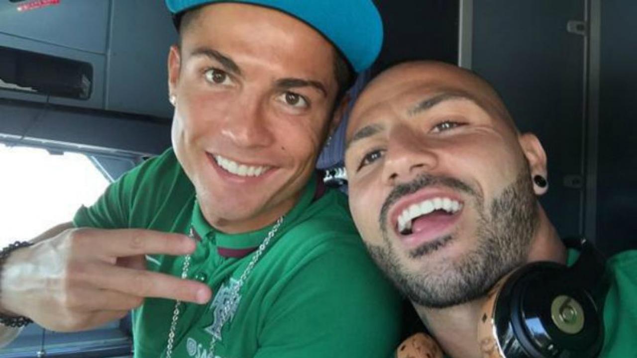 When Portugal Flies, Cristiano Ronaldo Sits In The Cockpit Because He ...