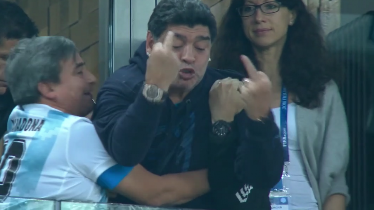 28+ Maradona Cigar World Cup 2018 PNG