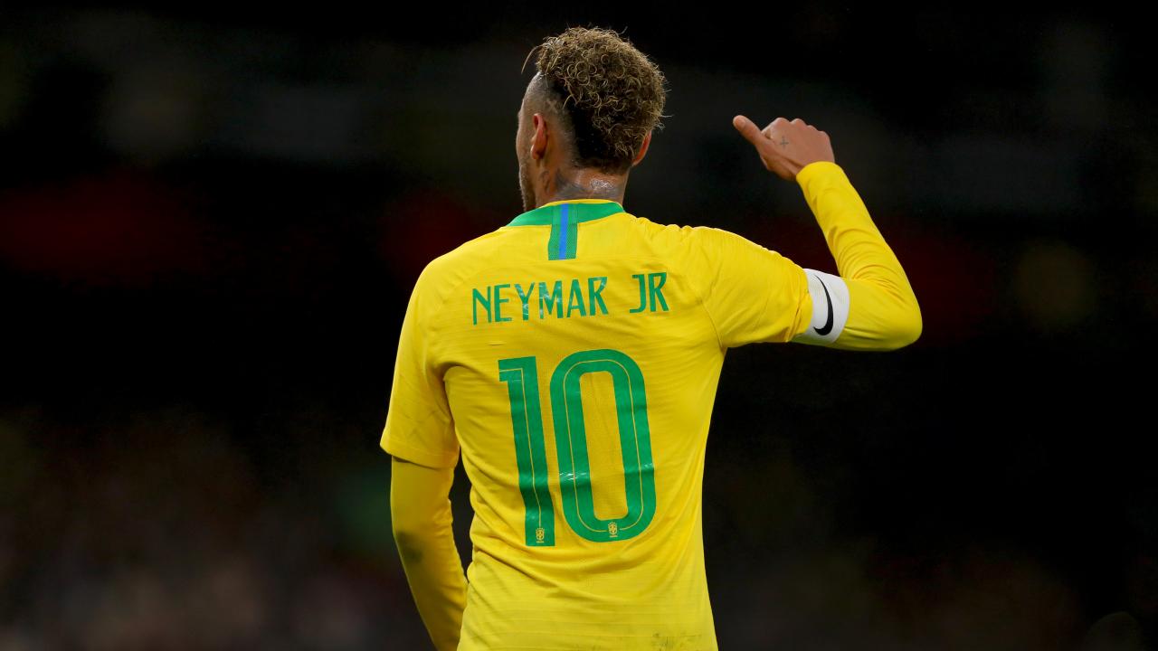 Neymar Jr. en uniforme de Brasil