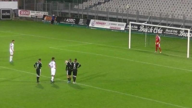 Three saves in three seconds.