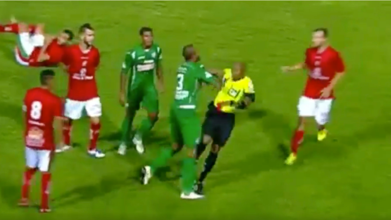 Brazilian player fights after red card