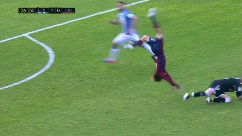 Takashi Inui goes to space.