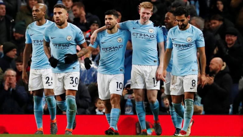 10 Signs You Play Fantasy Premier League