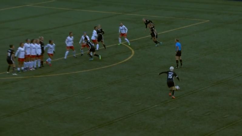Megan Rapinoe Seattle Reign free kick