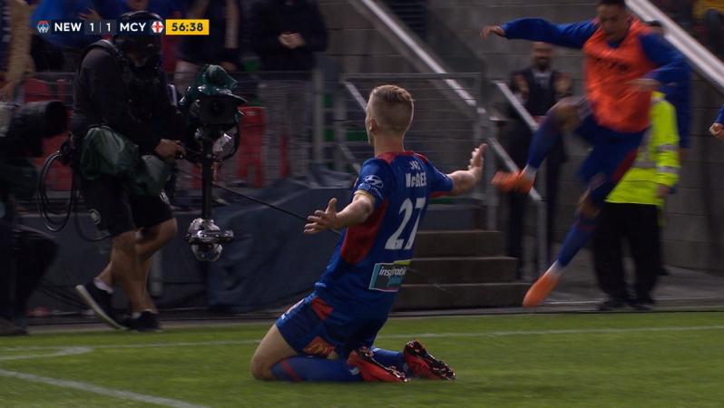 Riley McGree goal vs Melbourne City
