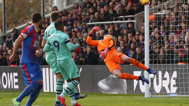 Granit Xhaka free kick vs Crystal Palace