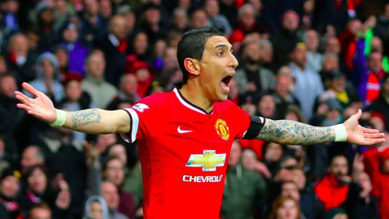 Angel di Maria in disbelief with his arms raised, his jesture says "what? come on!"