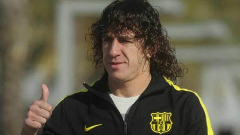 Carles Puyol gives the thumbs up