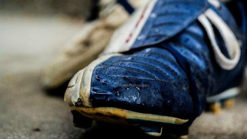 Jimmy Visaya convierte los botines en arte