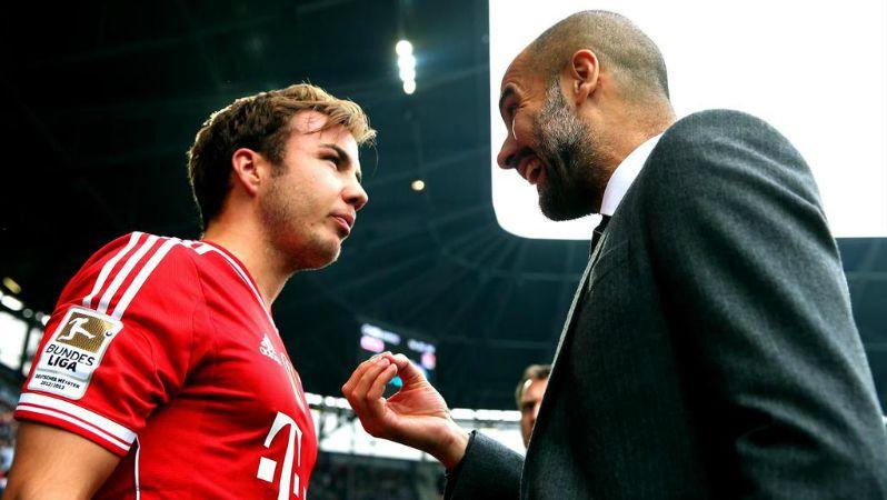 Guardiola talks to Gotze before the latter enters a game.