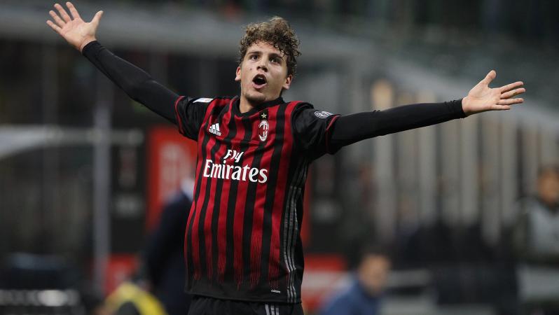 Manuel Locatelli scores to deliver Milan's first win against Juventus since 2012