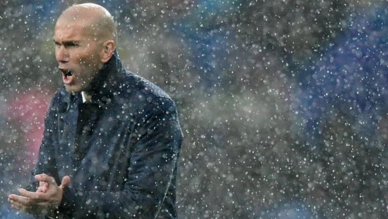 Zinedine Zidane believes the players will decide El Clasico.