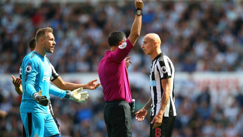 Jonjo Shelvey Red Card
