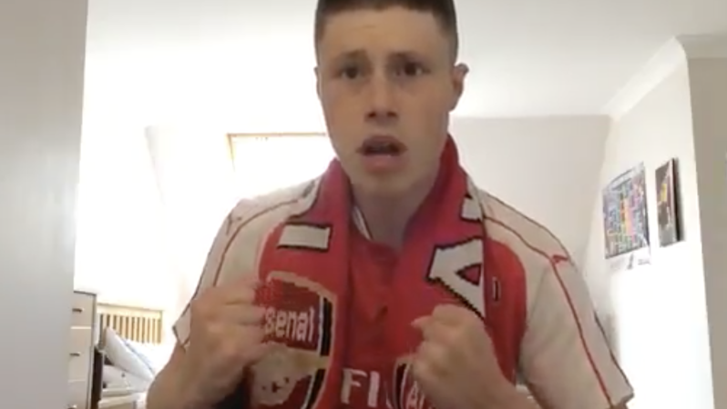 Arsenal Fan Sings Song For Alexis Sanchez 