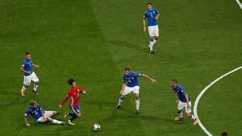 Isco vs. Italy