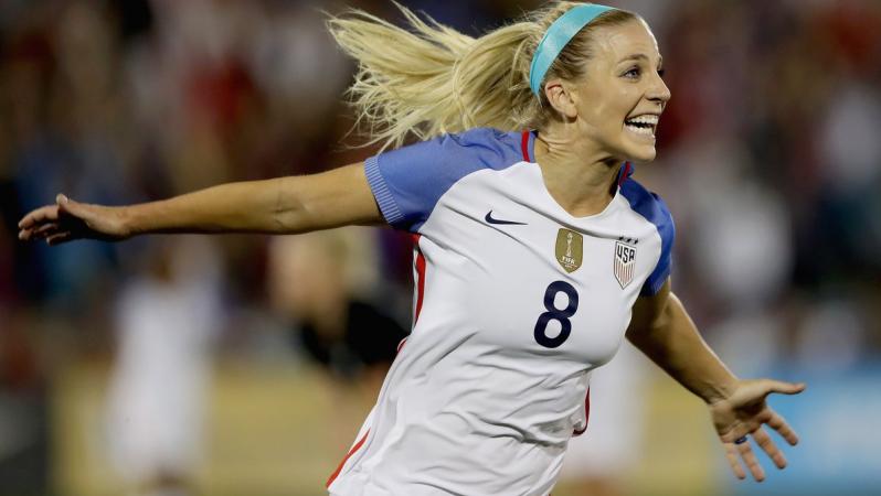 Julie Ertz goal scoring