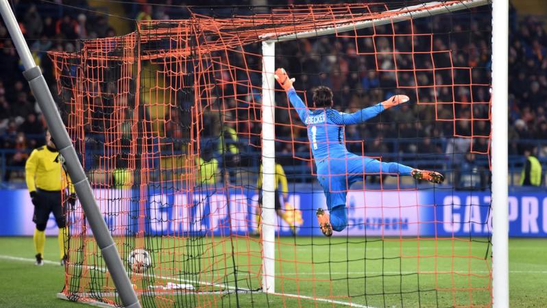Fred Free-Kick Goal