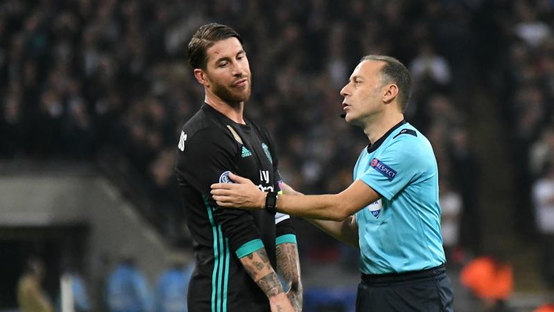 Mo Salah Injured By Sergio Ramos