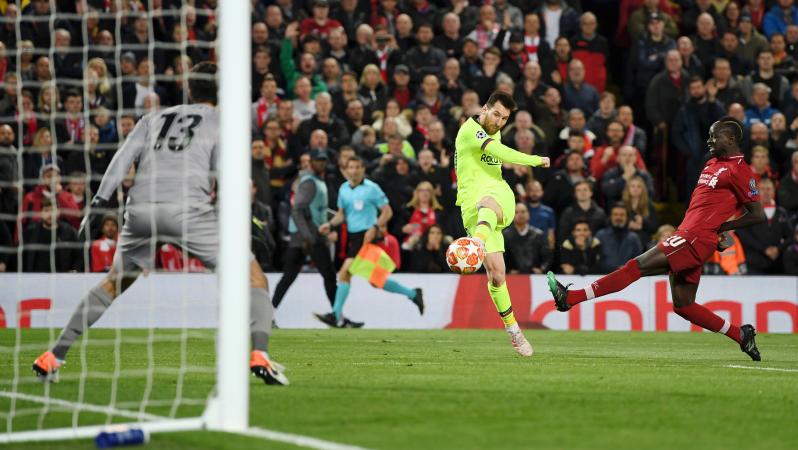 Alisson vs Barcelona