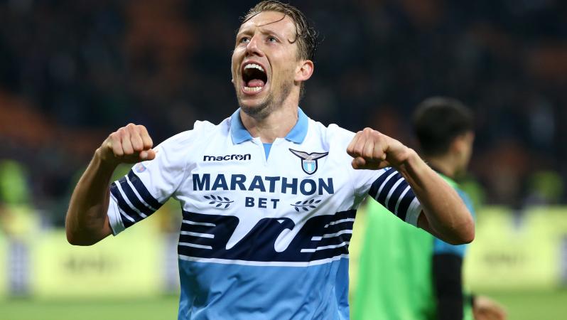 Lucas Leiva Player Of The Season