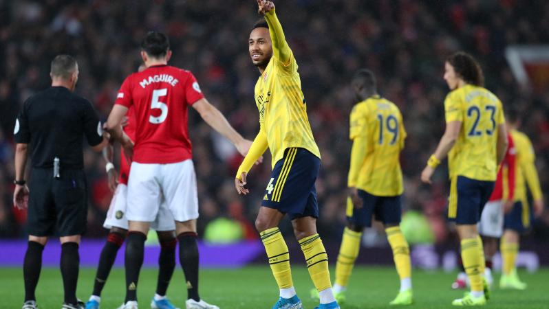 Auba Goal vs Man Utd