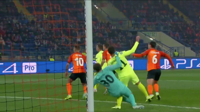 Dinamo Penalty vs Shakhtar