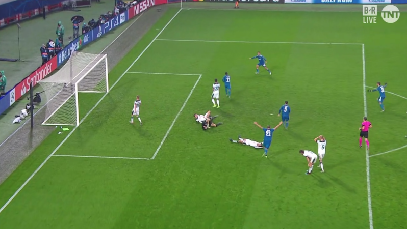 Douglas Costa Goal vs Lokomotiv Moscow