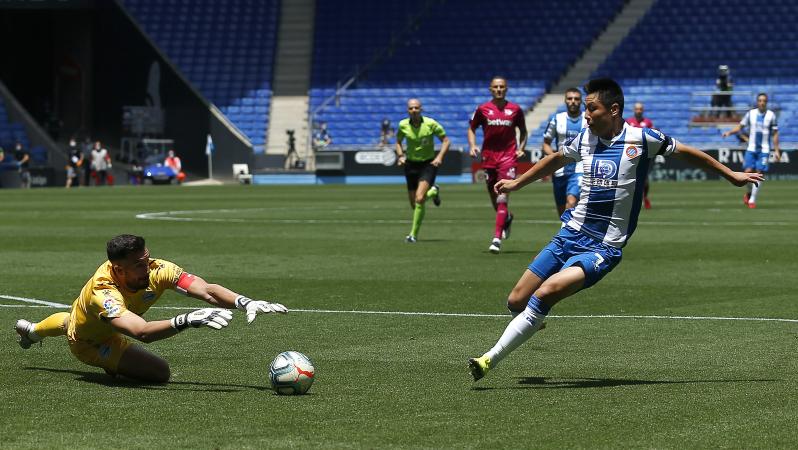 Wu Lei Goal vs Alaves